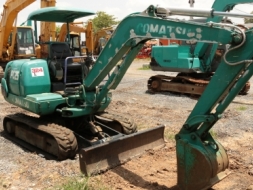 รถขุด Komatsu PC25-1 เก่านอกขายตามสภาพ