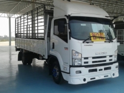 ขาย ISUZU 6ล้อ 210 ปี 55 คอกสวย ยาว5.50 M. ยอดจัด 7-8 แสน ตัดสดคุยได้