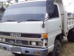 ISUZU NPR 125 HP 4BG1 หกล้อดั๊มพ์ กระบะดั๊มพ์เหล็ก 4 ตันความยาว 3.60 เมตรสภาพสวยพร้อมบรรทุกหนักได้เล