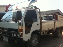 ISUZU NPR 115 แรง กระบะคาร์โก้ อลูมิเนียม สภาพพร้อมใช้