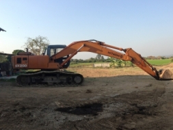 ขายรถขุด แบคโฮ HITACHI EX200-2 เอกสารอินวอย พร้อมใช้งาน 580000 ฿