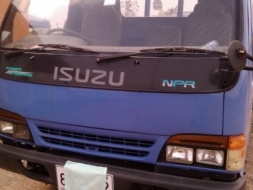 ขาย ISUZU NPR 120HP ฝาขาว ยาว5ม. ยางเรเดียล825 กะบะคาโก้