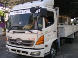 ขาย  HINO MEGA 500    FC9J 175 กระบะบรรทุก เครน UNIC 3.30  ตัน ราคา 1,250,000 บาท  สภาพสวยพร้อมใช้งา