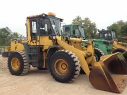 KOMATSU WA 300 รุ่น 3 นำเข้าจากญี่ปุ่น 090-986-2521 อ๊อบ