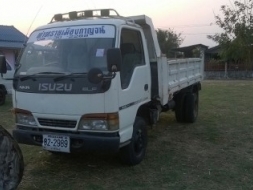 ISUZU NKR  ประกอบ ดั้ม 5 คิว ยาว 3.6 เมตร เครื่อง 120 4HF1แรง  พวงมาลัยเพาเวอร์  เล่มทะเบียน