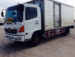 6ล้อ HINO 150  แรง ตู้แห้ง ปี 2547