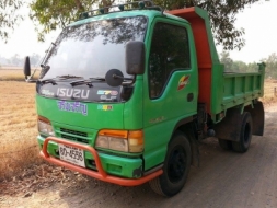 ขาย6ล้อ ดั้มISUZU NKR EURO 2 เครื่อง115แรง เครื่องดี คัชซีสวย ภายในสวย แอร์เย็น ยาง825R16 ยางดี สภาพ