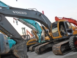 ขายรถแบคโฮ VOLVO EC290LC สภาพสวยพร้อมใช้