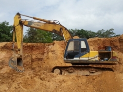 KOBELCO SK220 MARK III มีเล่มทะเบียนพร้อมโอน