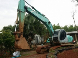 แบคโฮ KOBELCO mark5super