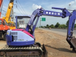 ขายรถแบคโฮ KOMATSU PC 50UU-2 คอนโทรลสั้น สภาพสวยพร้อมใช้ นำเข้าจากญี่ปุ่น