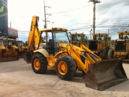 ขาย รถตักหน้าขุดหลัง JCB 215S สภาพสวย นำเข้าจากประเทศสหรัฐอเมริกา  2 เพลา 4x4  92 แรงม้า ไม่เคยผ่านก