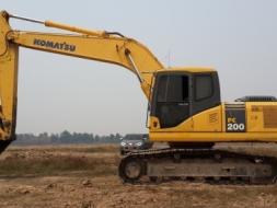 ขายด่วนKOMATSU PC200-7เอกสารพร้อมราคาเบาๆโทร0843923995