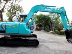 ขายรถขุดแบ็คโฮ KOBELCO รุ่น SK 60-2 ( MARK5 ) ไม่เคยผ่านการใช้งานในไทย ติดต่อ 086-775-7900, 086-324-