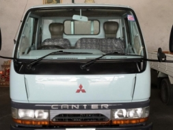 รถบรรทุก 4 ล้อ ยี่ห้อ mitsubishi Canter