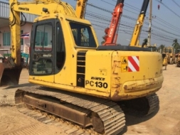 ขายรถแบคโฮ KOMATSU PC130-6 ปี 2002 ไฟฟ้าครบ แทรค70 ซม. สภาพสวยพร้อมใช้ นำเข้าจากญี่ปุ่น มีVDOการทำงา