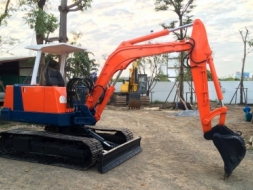 ขายรถแบคโฮ KUBOTA KH-040 (เท่า PC40) สภาพพร้อมใช้ นำเข้าจากญี่ปุ่น ติดต่อ 086-775-7900, 086-324-1992