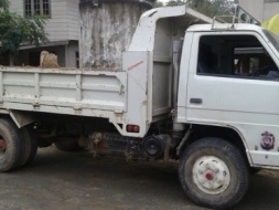 ISUZU NPR 125 HP 4BG1 หกล้อดั๊มพ์ กระบะดั๊มพ์เหล็ก 4 ตันความยาว 3.60 เมตรสภาพดีพร้อมบรรทุกได้เลยครับ