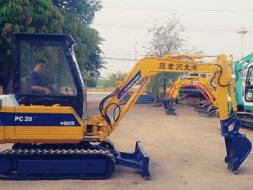 ขายรถขุดแบคโฮ KOMATSU PC20รุ่น6 เก่านอกแท้ญี่ปุ่นมีเอกสารแจ้งจำหน่ายอินวอย ไม่เคยใช้งานในไทยครับ