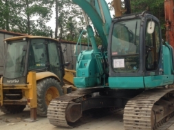 ขายรถขุด KOBELCO SK200SR  เก่าญี่ปุ่น 100%