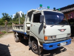 ขายด่วน 6 ล้อดั้ม HINO KM 777 165 แรง