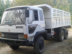 ขายรถสิบล้อ MITSUBISHI FUSO FN 225K เจ้าของขายเองครับ