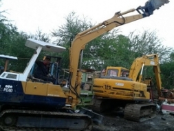 ขาย - รถขุด แบคโฮ backhoe เก่าญี่ปุ่น KOMATSU PC 40-5 แทรคเหล็ก