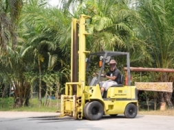 ขายFORKLIFT MITSUBISHI FG15(เสา5เมตร งาสไลด) (1.5ตัน)สวยเดิมจากญี่ปุ่น ยังไม่เคยใช้ในไทย 149,000เท่า