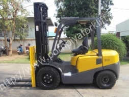 จำหน่ายรถ Forklift TCM FHD30T3A