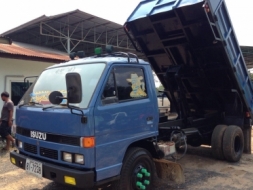 ISUZU NPR 115 แรง Fหน้า-หลัง (สโลว์ ) พวงมาลัยเพาเวอร์ เล่มทะเบียน