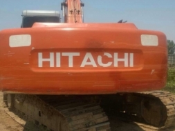 HITACHI EX 200-2 รถบอดี้สวยจัดพร้อมทำงานได้เลยครับ ไฟฟ้าเต็ม หน้าจอครบ แอร์เย็น เครื่องยนต์เดิมๆปั๊ม