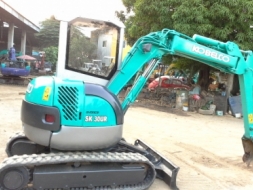 ขายรถขุดKOBELCO  SK30UR ปั้มนิ้ว คอนโทนสั้น ระบบจอแสดงครบ มีเอกสารแจ้งจำหน่าย