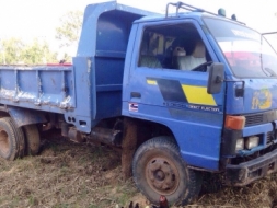 ISUZU NPR 185 HP HO7C หกล้อดั๊มพ์ รถแน่นสภาพดีพร้อมใช้งานได้เลยครับ รถประกอบไม่มีเอกสารเล่มทะเบียนนะ