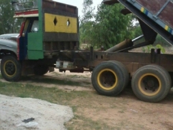 ขายสิบล้อดั้มหัวยาว....ราคา350000