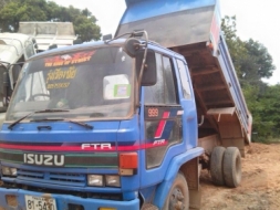 ขายครับ มาใหม่สดๆๆร้อนๆๆ 6ล้อ ดั้ม ร็อกกี้175 รถพร้อมใช้งาน ได้เลย เครื่องดี คัสชีสวย กะบะด