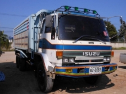 ขาย Isuzu 240 สองเพลาดั๊ม มีระบบลากพ่วง สภาพดี ลดราคา 880,000