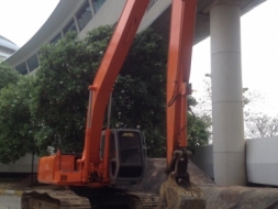 ขาย HITACHI EX 200-3LC LONG BOOM Super