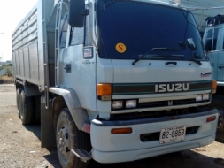 Isuzu rocky 240 รถห้าง นางฟ้าแท้  สองเพลาดั๊ม เทอร์โบ อินเตอร์คูลเลอร์ มีระบบลากพ่วง รหัสแชสซี FXZ23