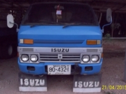 ขาย 100000 บาท 4ล้อกลางISUZU TLD 74 แรงทะเบียนเต็ม  เอกสารพร้อมโอน