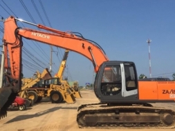 ขายรถแบคโฮ HITACHI EX200-5 สภาพสวยพร้อมใช้ นำเข้าจากญี่ปุ่น มีVDOการทำงานให้ชมครับ