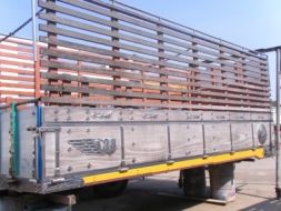 ขายกระบะไม้ยาว 6.30 เมตร เดิมอยู่บนไฮเทคสวยพร้อมชุดแต่งเลส ขาย130,000 บาท