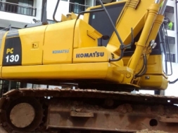 ขายรถแบคโฮ KOMATSU PC 130-8