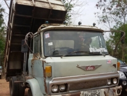 ขาย ((295,000)) ฮีโน่ KL-300 ดั้ม สภาพพร้อมใช้งาน ภาษีเต็มเล่มพร้อมโอน