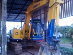 ขายรถแมคโคร KOMATSU PC 120-2 ราคาต่อรองได้เด้อ