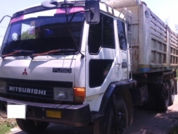 MITSUBISHI FN 527 TD 4613 195 แรงม้า ปี 39