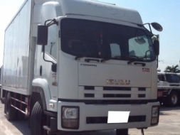 6 ล้อตู้ประตู 3 บาน ISUZU รุ่น FTR