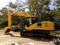 ขาย komatsu pc200-7 สภาพปรับปรุงใหม่พร้อมใช้เจ้าของขายเอง