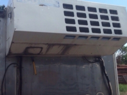 ห้องเย็นรถบรรทุกยาว7.20 เมตรสภาพสวยพร้อมใช้งาน