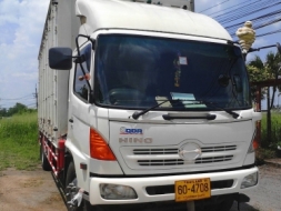 ขายด่วน เจ้าของขายเอง Hino หกล้อตู้ ประตู10บาน