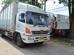 HINO MEGA FG 220 hp ตู้บรรทุก 10 บาน  ยาว 7.20 m